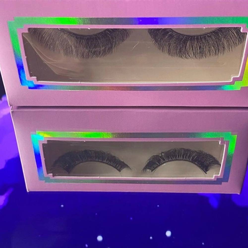 Custom Strip Lashes - Picture 12 of 15